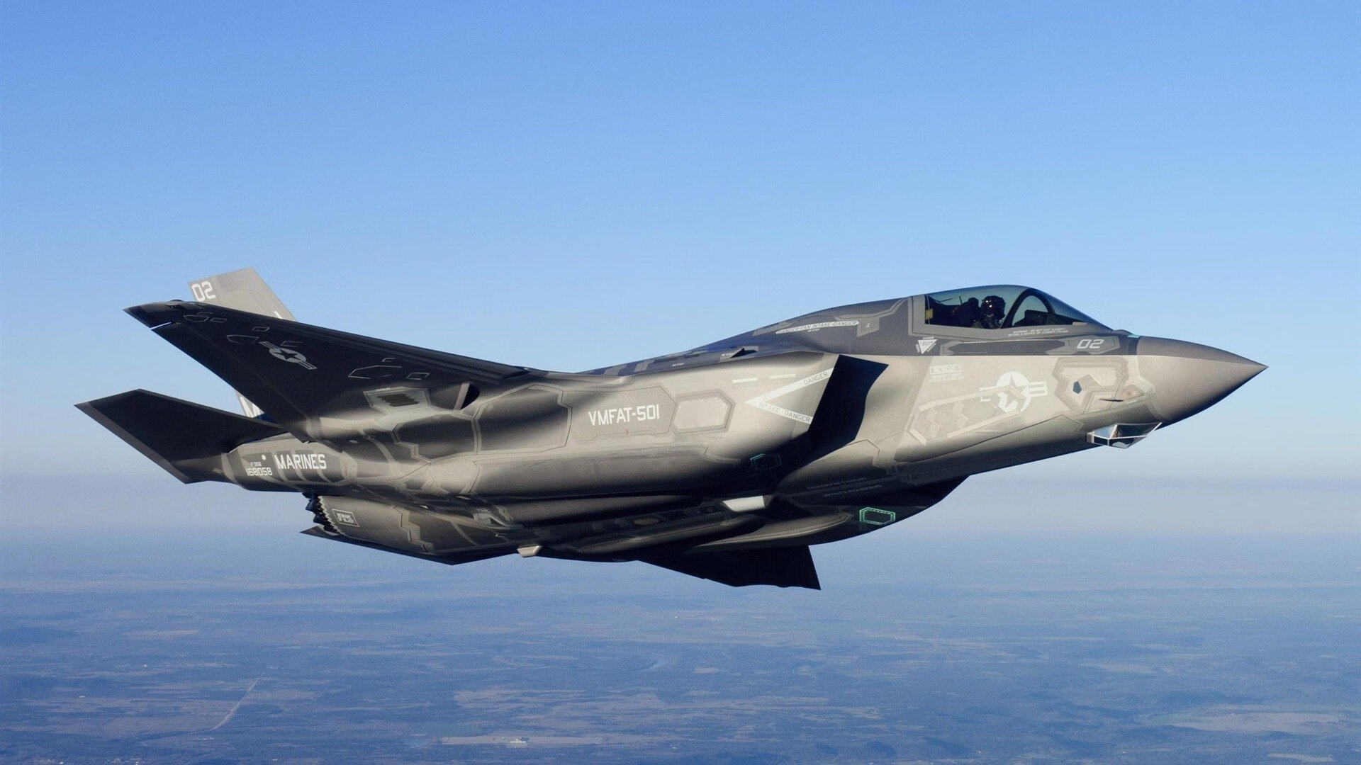 托桑·埃夫布奥姆万成为NBA全球形象代表,埃托奥和布冯相视一笑