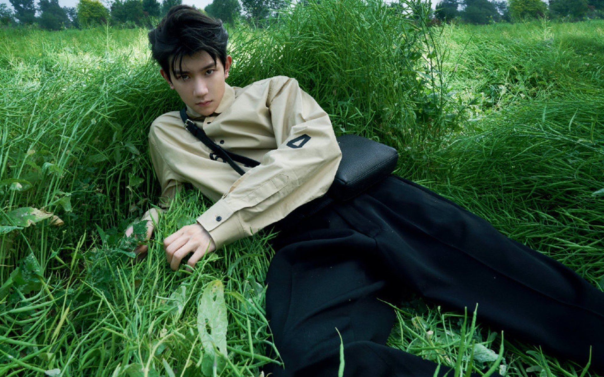 爱游戏娱乐-柏林赫塔克服困难，球队士气回升，柏林赫塔转入球员