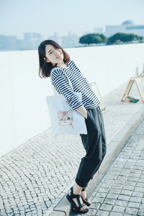 柯洁在“贺岁杯”围棋邀请赛中夺冠