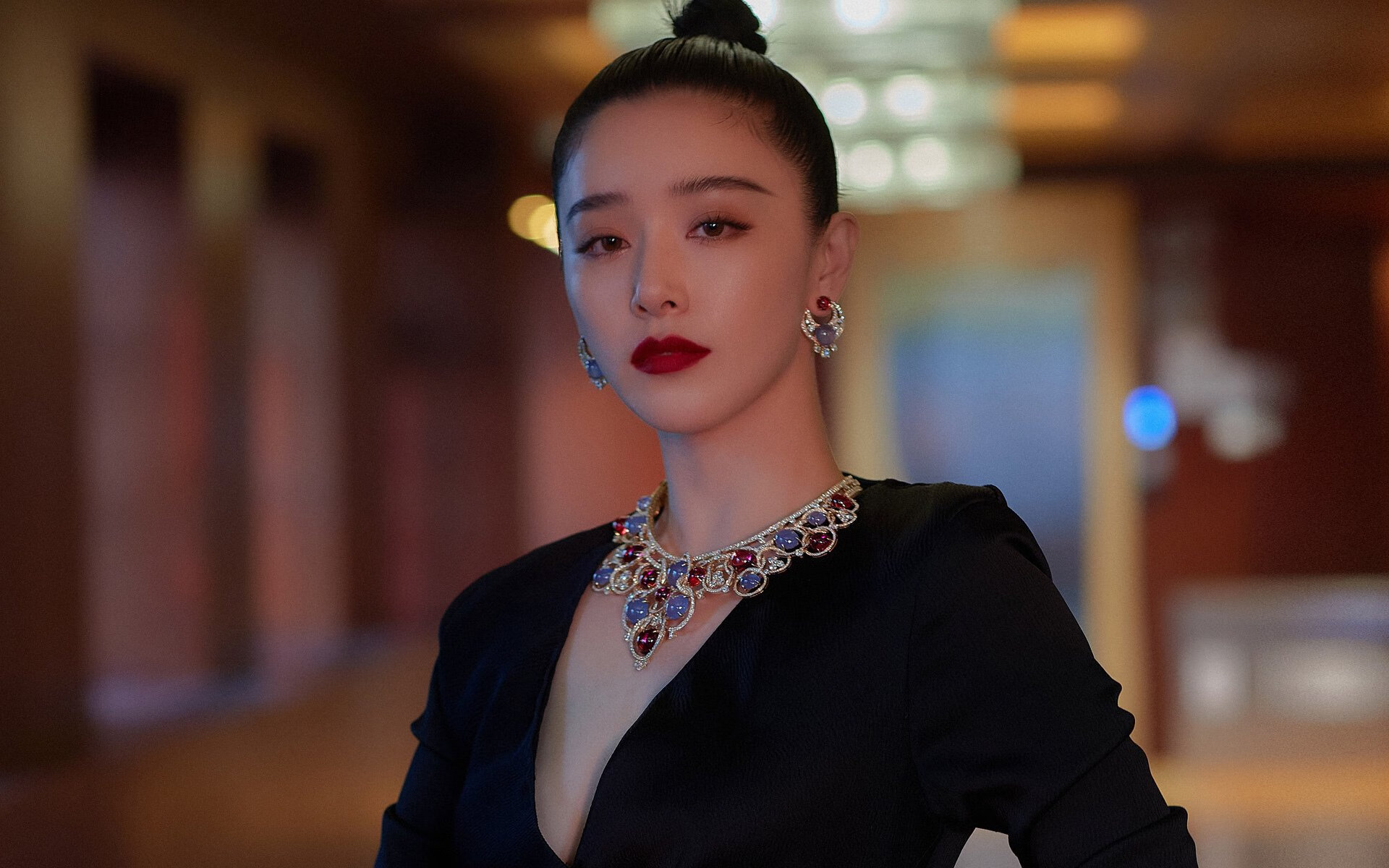 美因茨作战奥格斯堡,主场求生之路,美因茨vs奥格斯