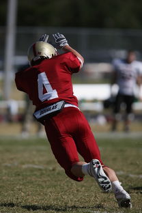 爱游戏app下载-英超球队基于位置热力图优化压迫式防守区域控制，英超球队战术