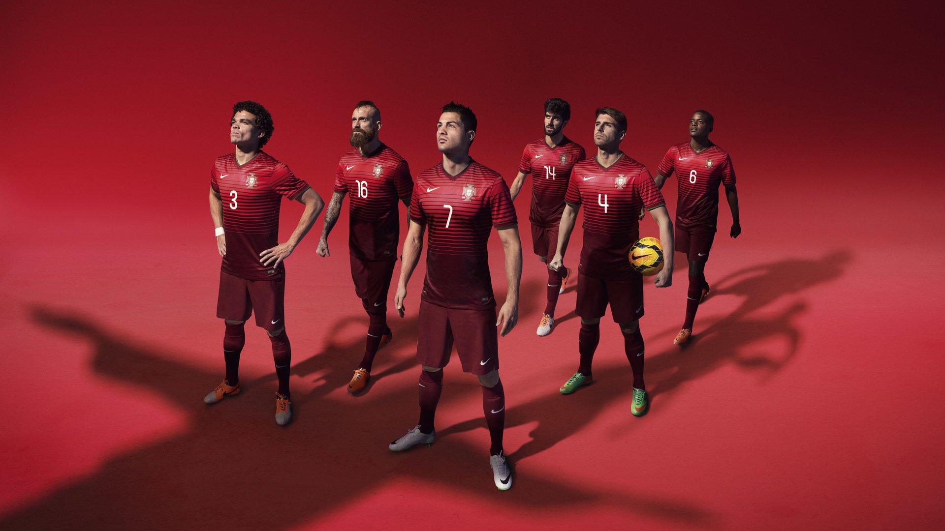 西甲“天王之战”：皇马VS巴萨的巅峰对决