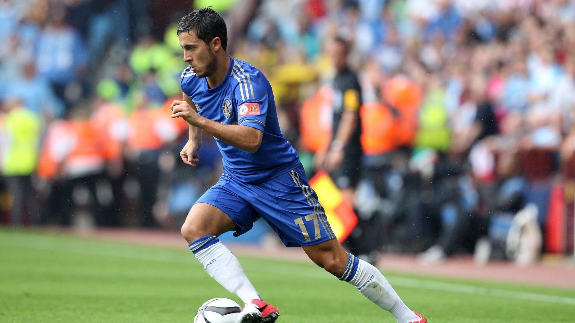 西甲“天王之战”：皇马VS巴萨的巅峰对决