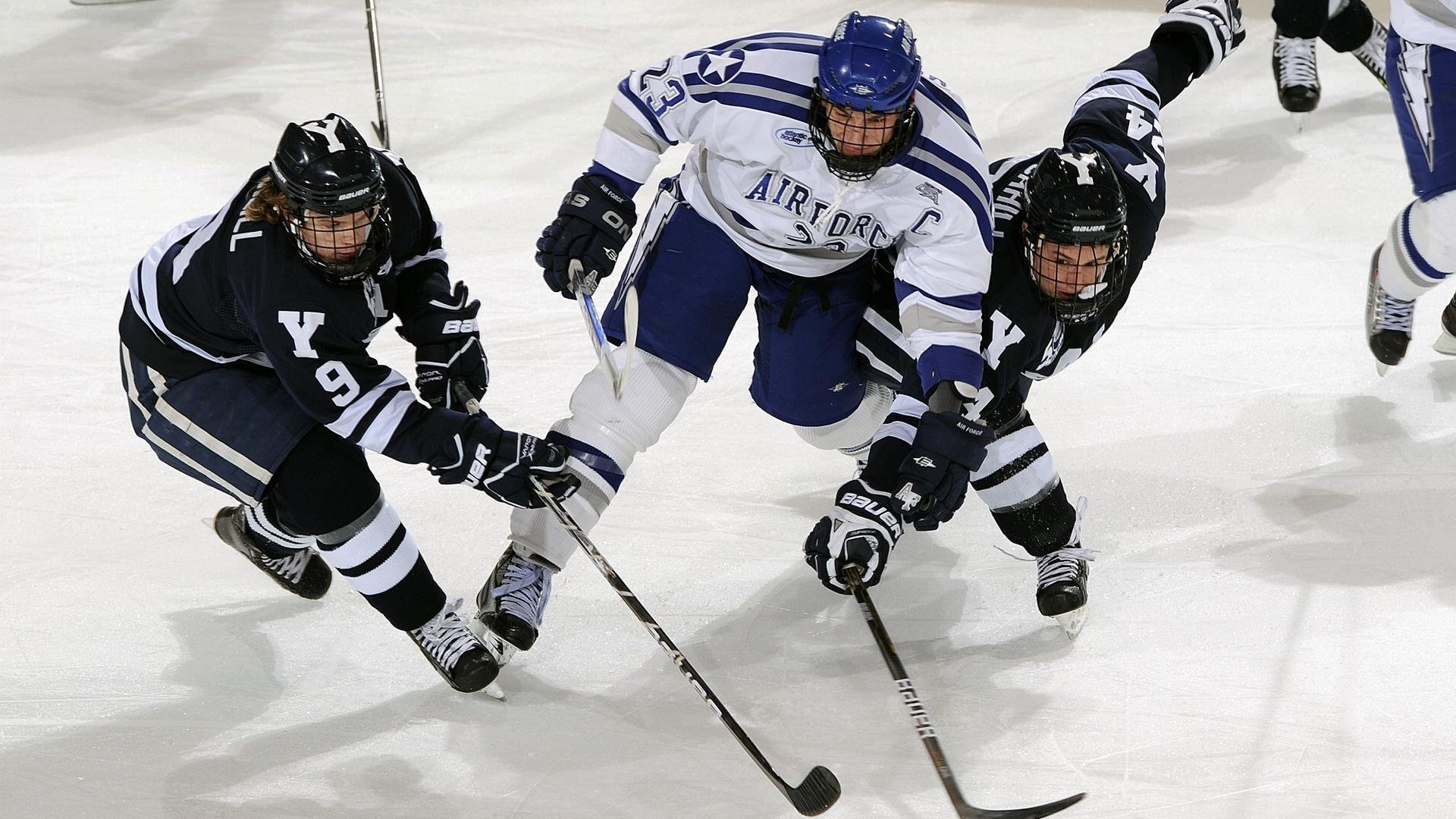 “六人制袋棍球：观众现场感受速度与力量的完美融合”